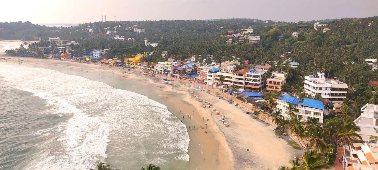Orion Seaview Beach Hotel Kovalam Buitenkant foto