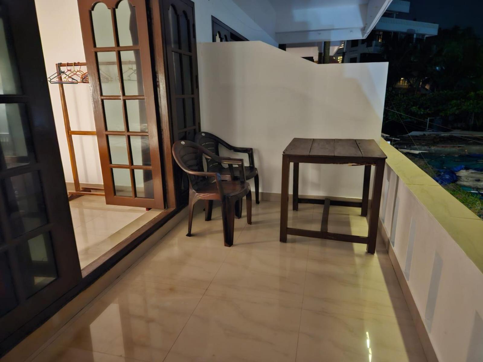 Orion Seaview Beach Hotel Kovalam Buitenkant foto