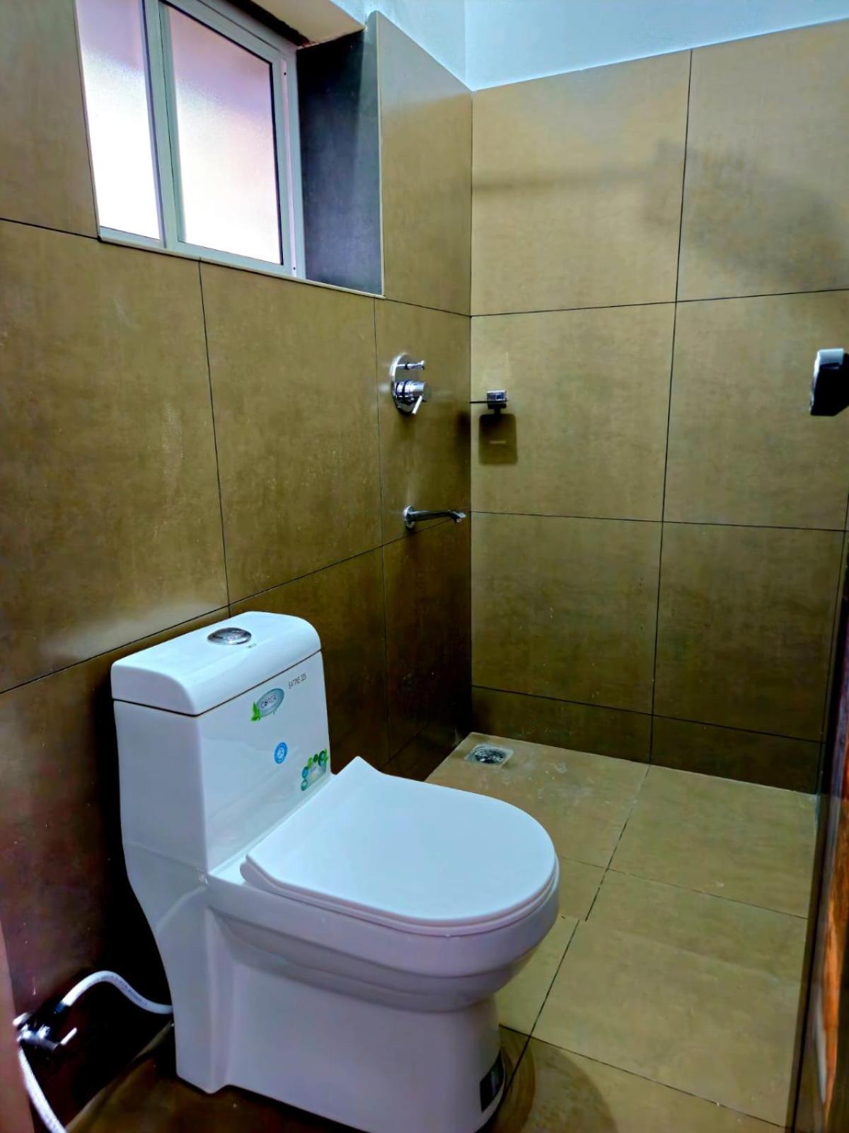 Orion Seaview Beach Hotel Kovalam Buitenkant foto