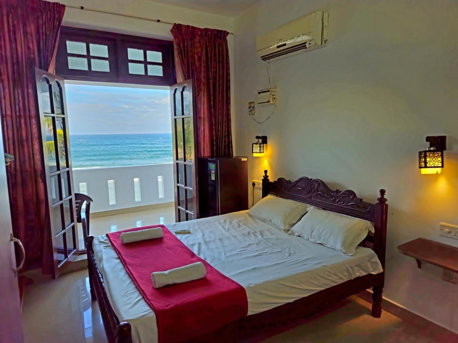 Orion Seaview Beach Hotel Kovalam Buitenkant foto