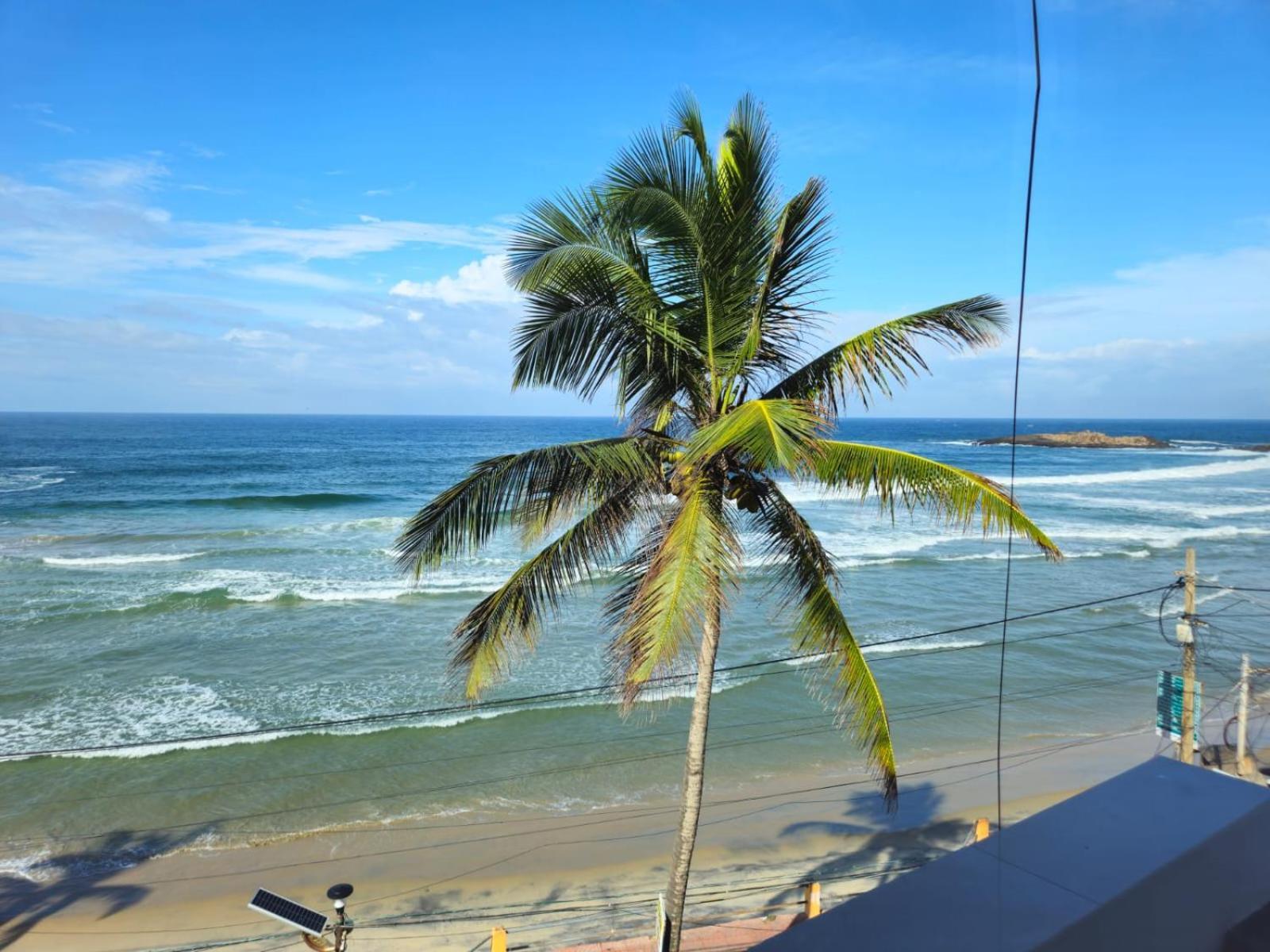 Orion Seaview Beach Hotel Kovalam Buitenkant foto