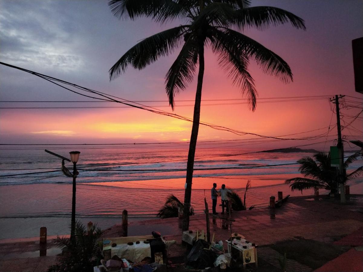 Orion Seaview Beach Hotel Kovalam Buitenkant foto